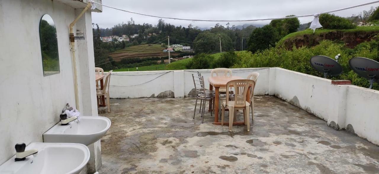 Runs Residency Hotel Ooty Bagian luar foto
